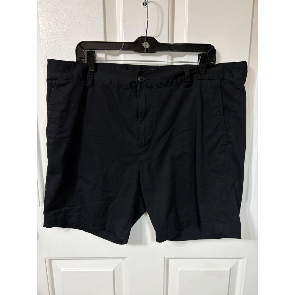 H&M | Regular Fit Chino Shorts | 40 || Black|